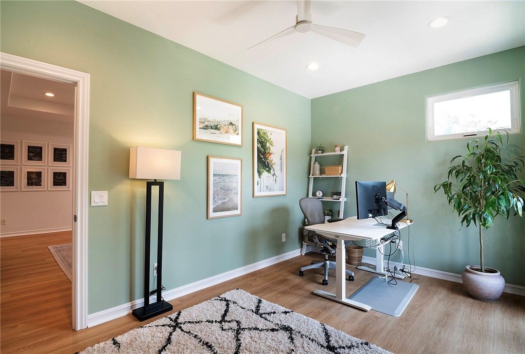 Home Office, Interior, Recessed Lighting, Wood Texture Flooring