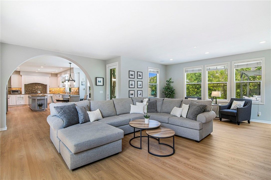 Interior, Kitchen, Living room, Pendant Lights, Recessed Lighting, Wood Texture Flooring