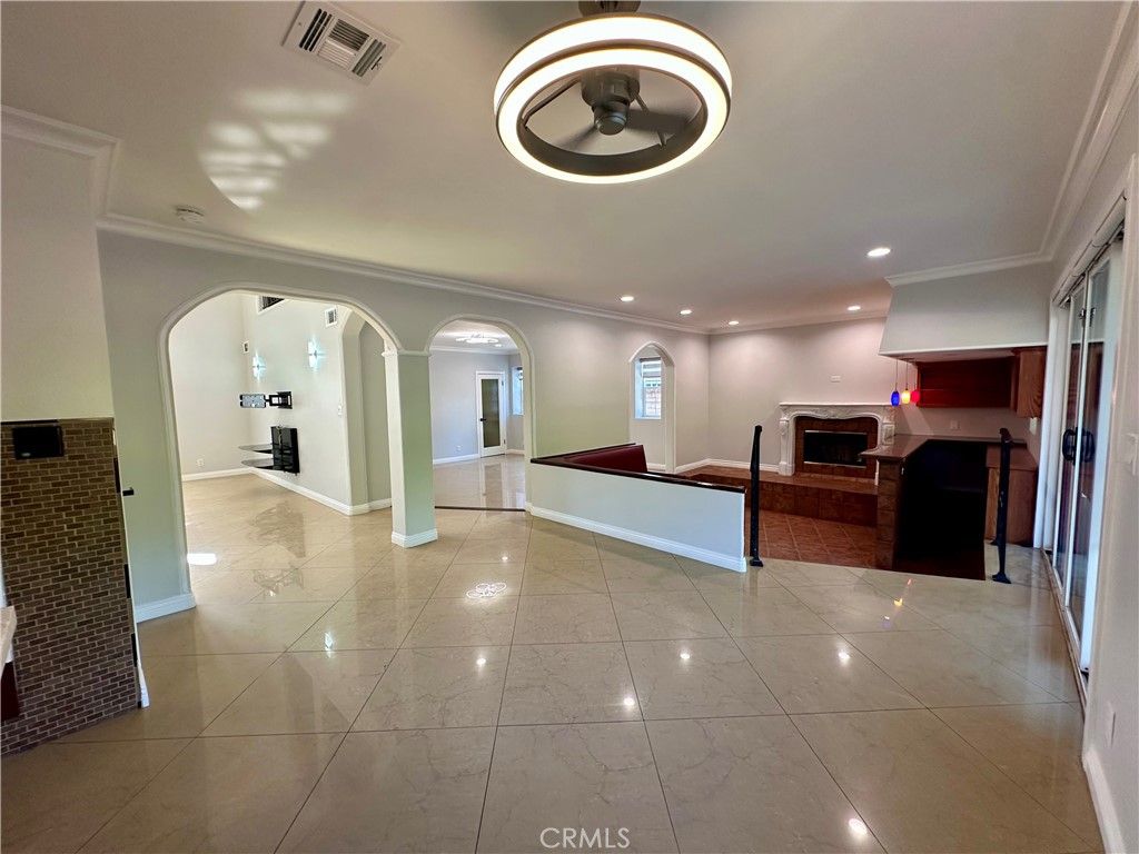 Interior, Recessed Lighting