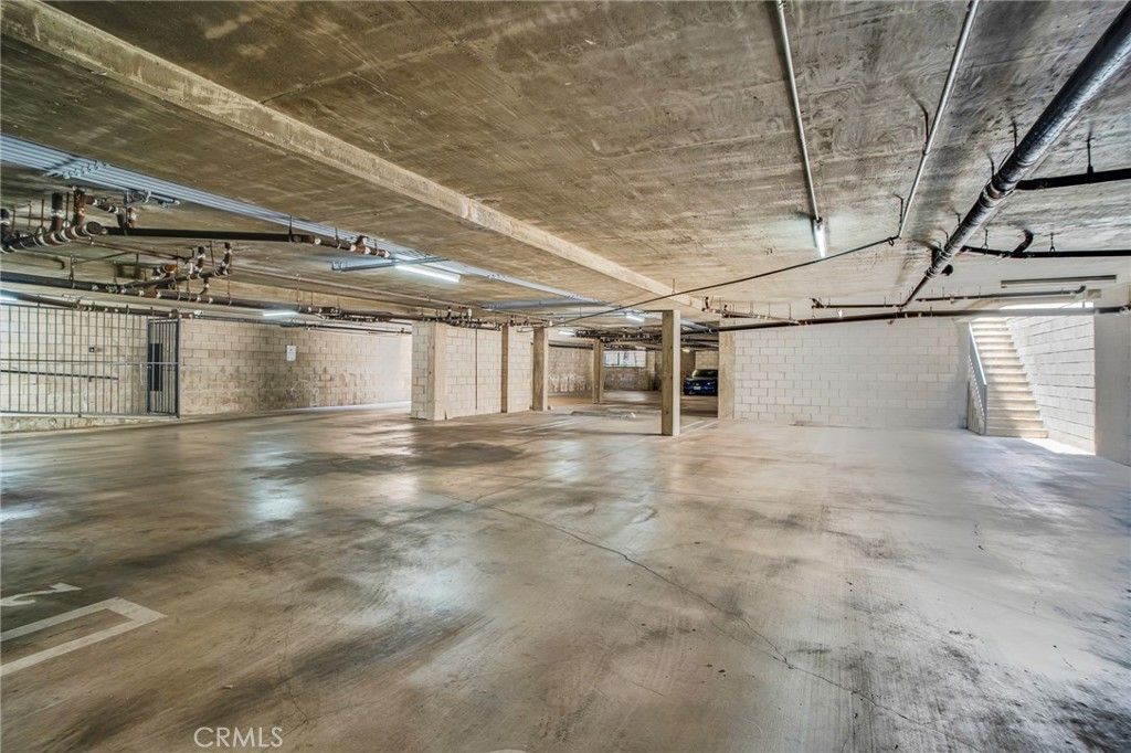 Garage, Interior, Stone Walls