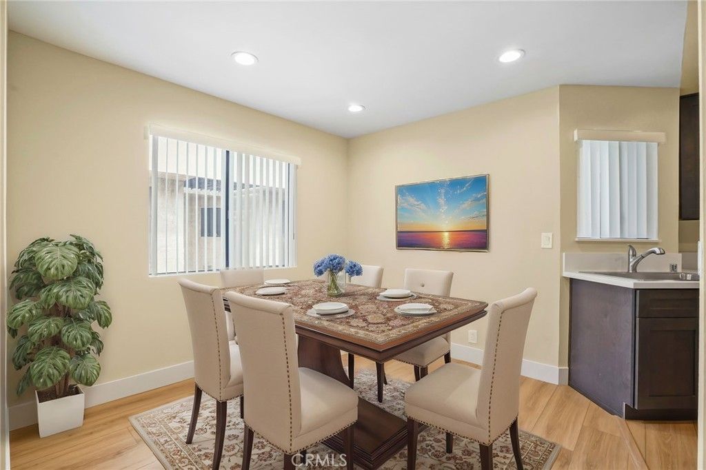 Dining room, Interior, Recessed Lighting, Wood Texture Flooring