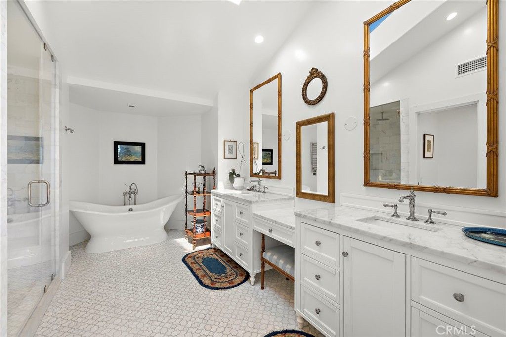 Bathroom, Dual Sink Vanities, Free Standing Baths, Glass Shower, Interior, Recessed Lighting