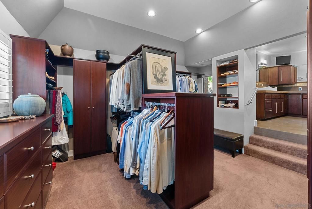 Interior, Recessed Lighting, Walk-in Closets