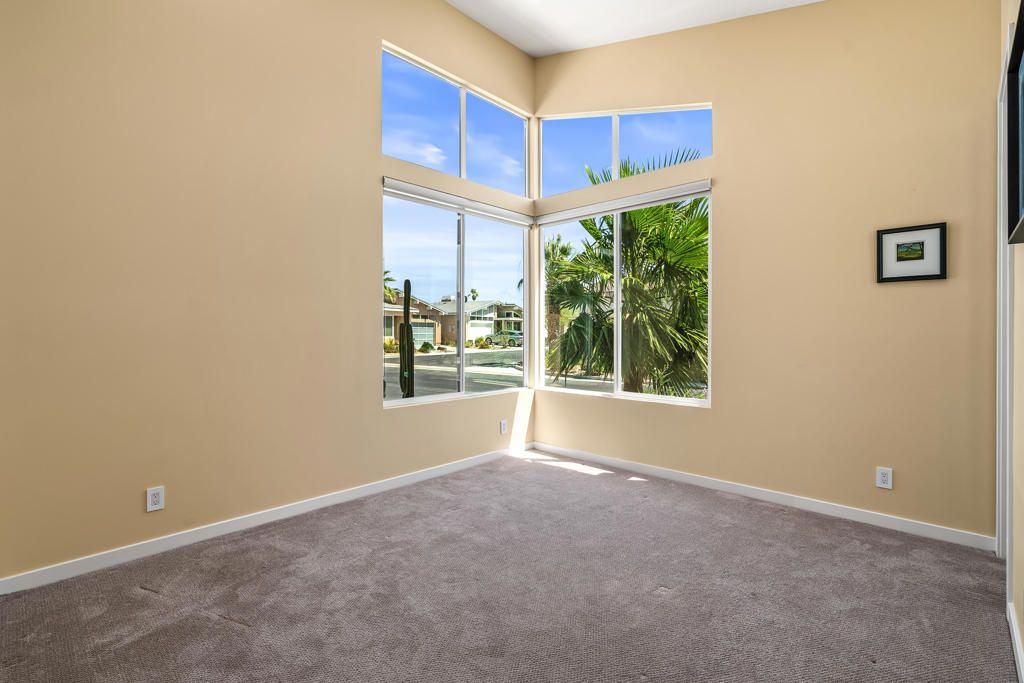 Empty room, Interior, Sun Room
