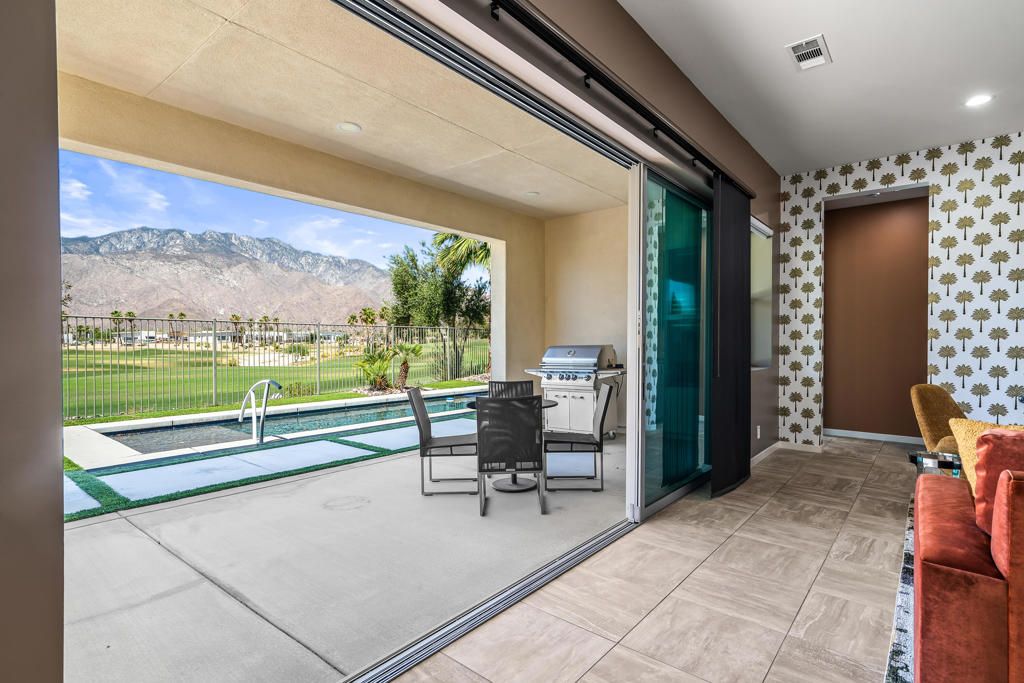 Interior, Pool, Recessed Lighting