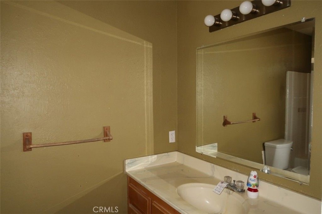 Bathroom, Interior, Tile Countertops