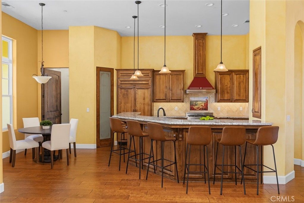 Dining room, Interior, Kitchen, Pendant Lights, Recessed Lighting, Wood Texture Flooring