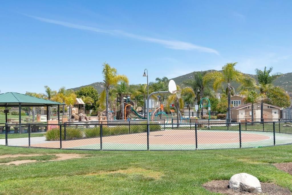 Backyard, Exterior, Playground