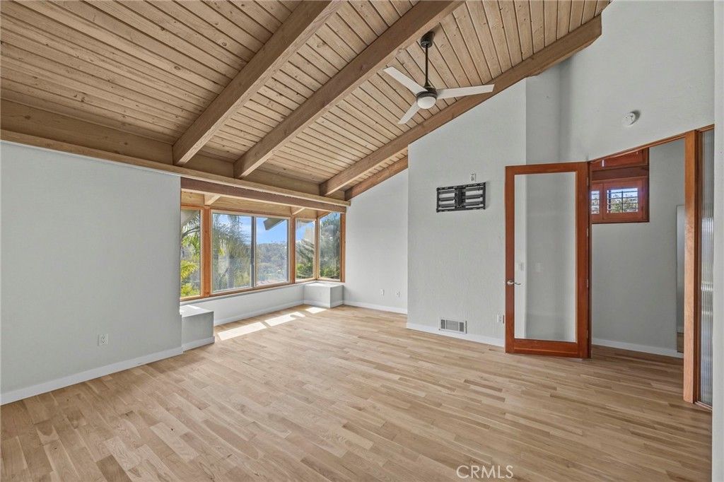 Empty room, Interior, Wooden Beams, Wooden Ceilings, Wood Texture Flooring