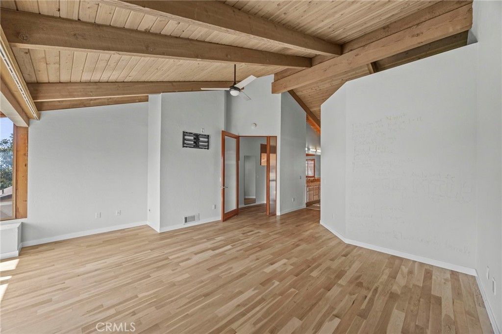 Empty room, Interior, Wooden Beams, Wooden Ceilings, Wood Texture Flooring