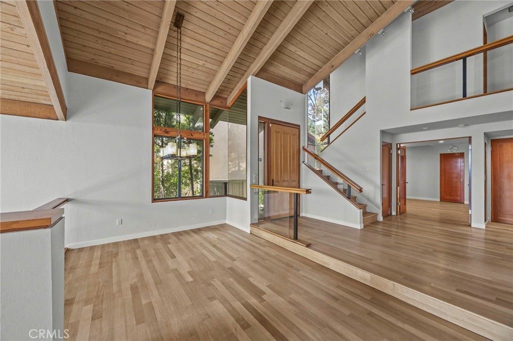 Interior, Pendant Lights, Wooden Ceilings, Wood Texture Flooring