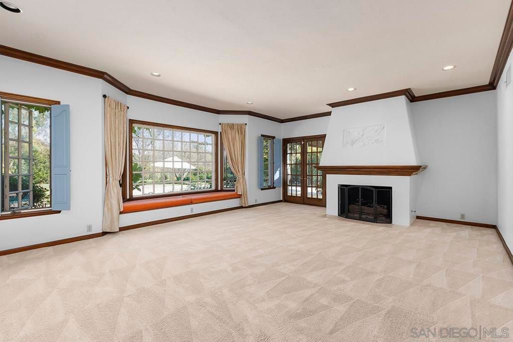 Empty room, Fireplace, Interior, Recessed Lighting