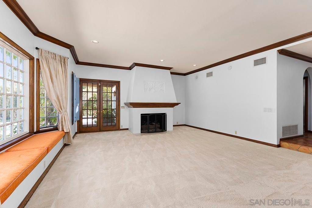 Empty room, Fireplace, Interior, Recessed Lighting