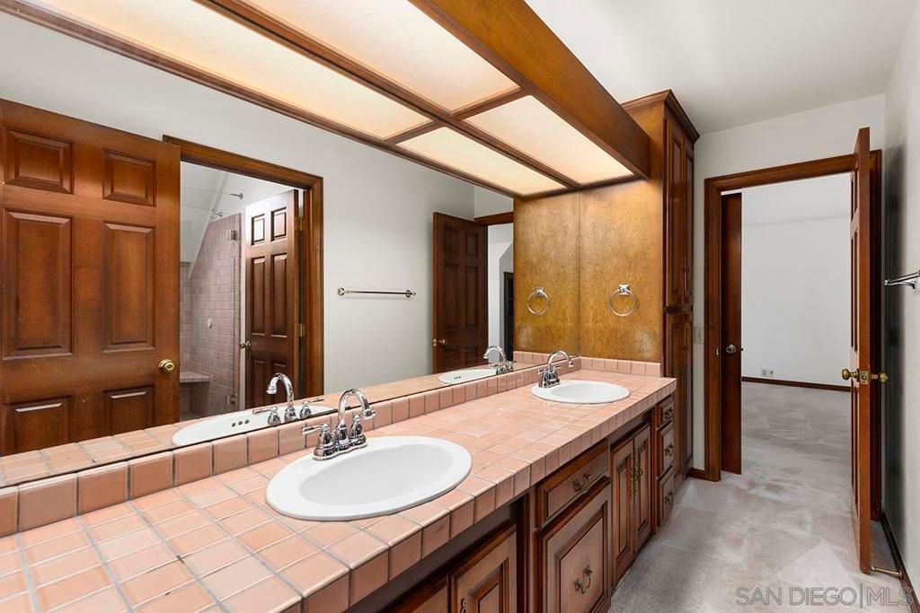 Bathroom, Dual Sink Vanities, Interior, Tile Countertops
