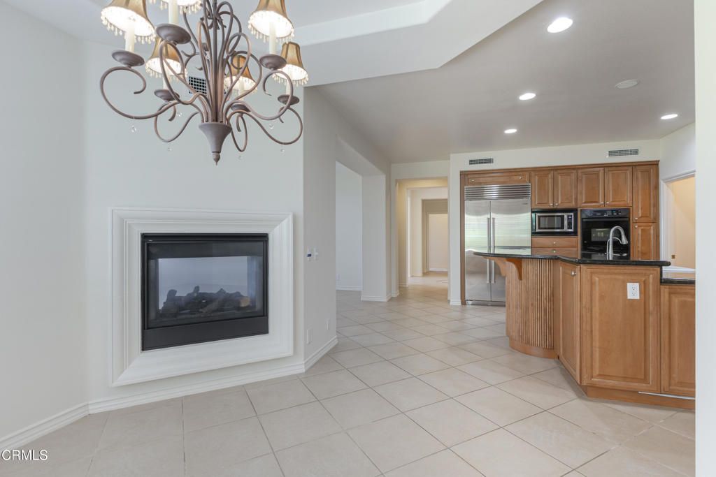 Chandelier, Interior, Kitchen, Recessed Lighting, Stainless Steel Appliances