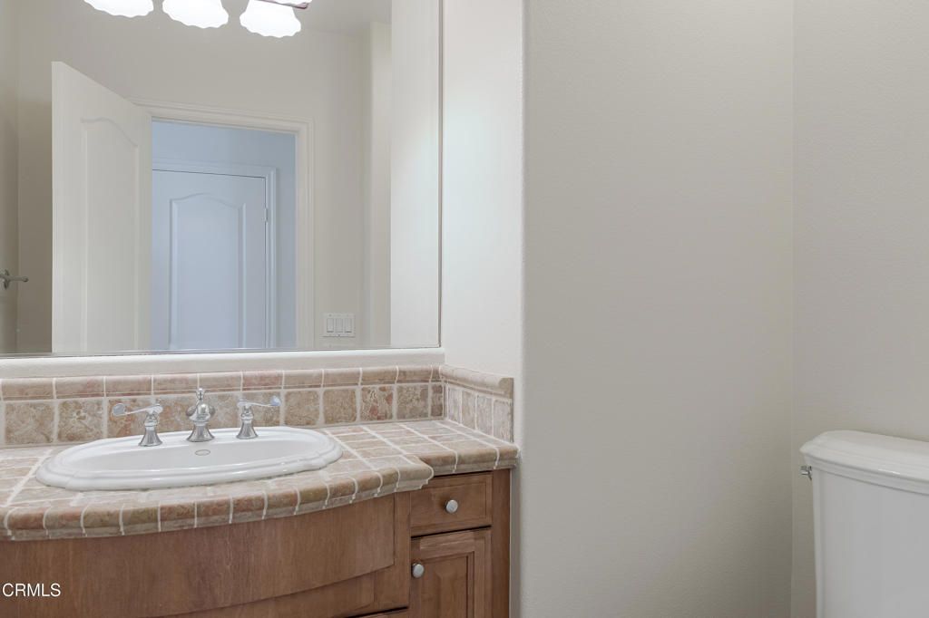 Bathroom, Interior, Tile Countertops
