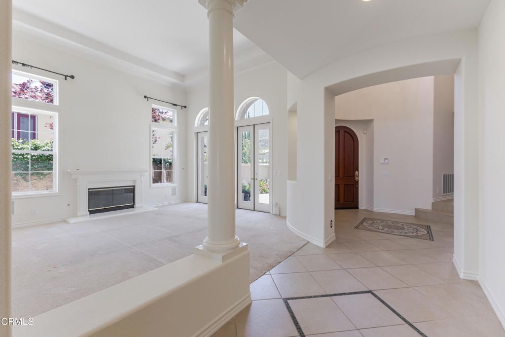 Fireplace, Interior, Recessed Lighting