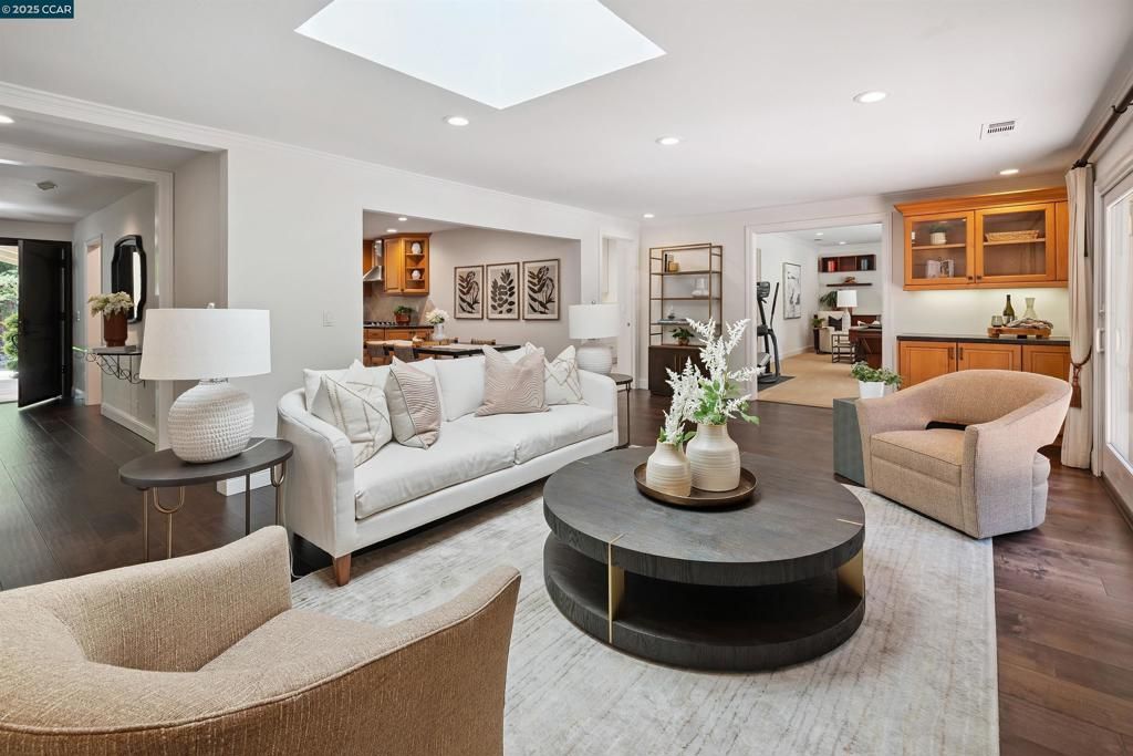 Interior, Living room, Recessed Lighting, Wood Texture Flooring