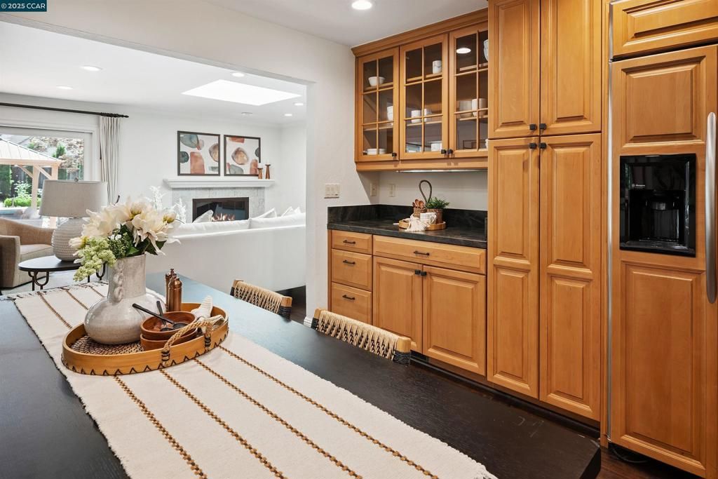 Fireplace, Interior, Recessed Lighting