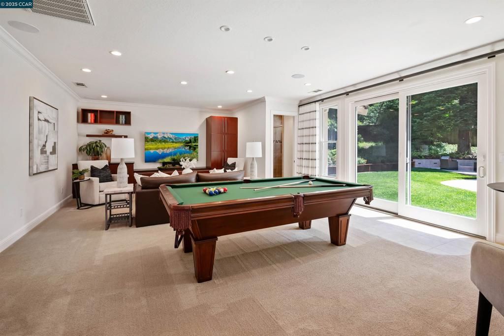 Billiard Table, Game Room, Interior, Living room, Recessed Lighting
