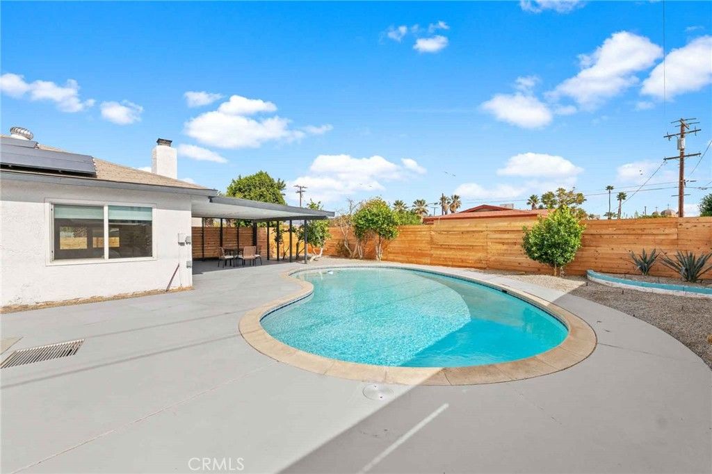 Exterior, Pool, Solar Panels