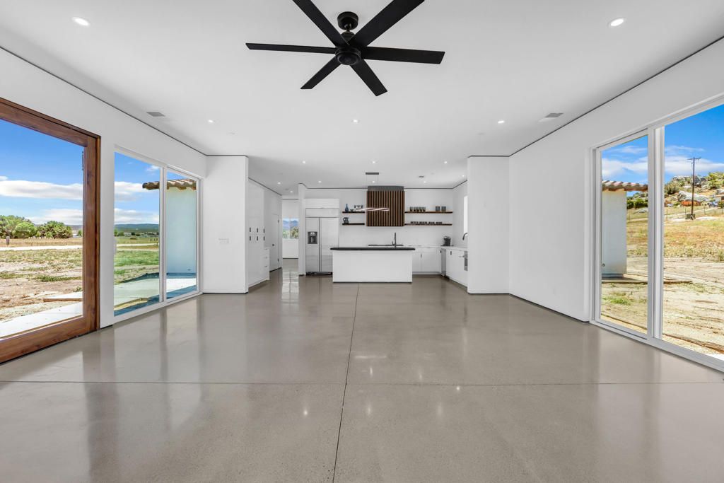 Empty room, Interior, Kitchen, Recessed Lighting
