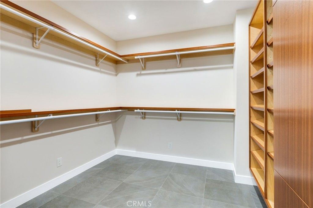 Interior, Recessed Lighting, Walk-in Closets