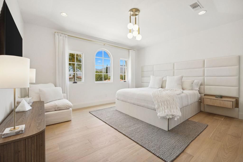 Bedroom, Interior, Pendant Lights, Recessed Lighting, Wood Texture Flooring