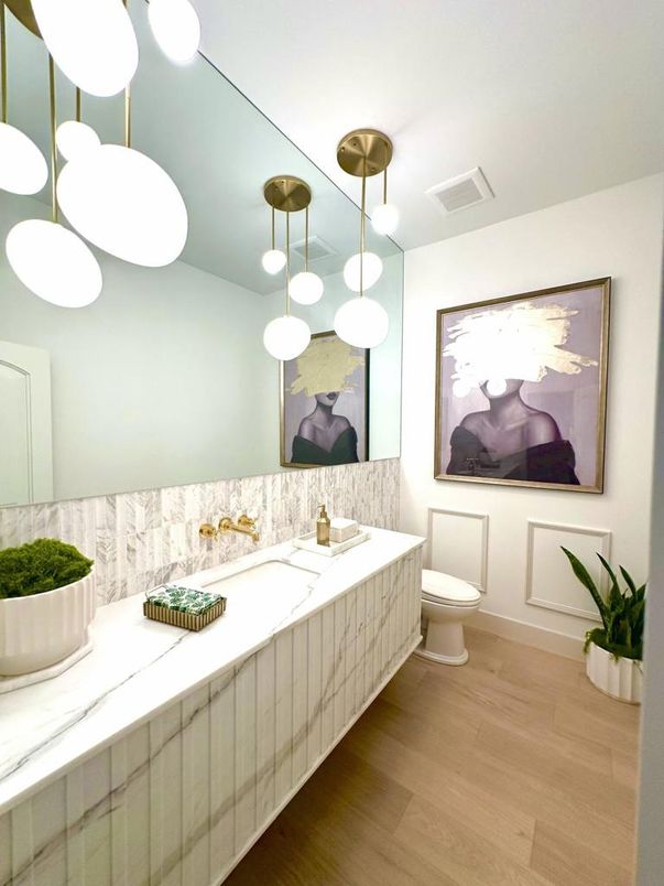 Bathroom, Interior, Pendant Lights, Wood Texture Flooring