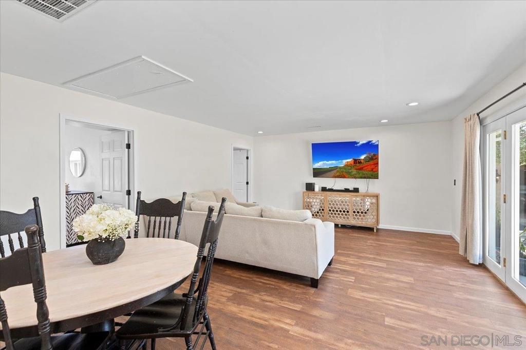 Dining room, Interior, Living room, Recessed Lighting, Wood Texture Flooring