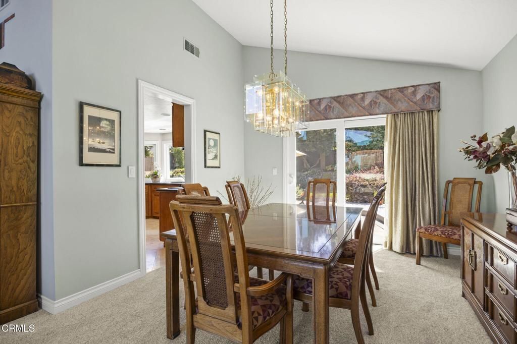Chandelier, Dining room, Interior
