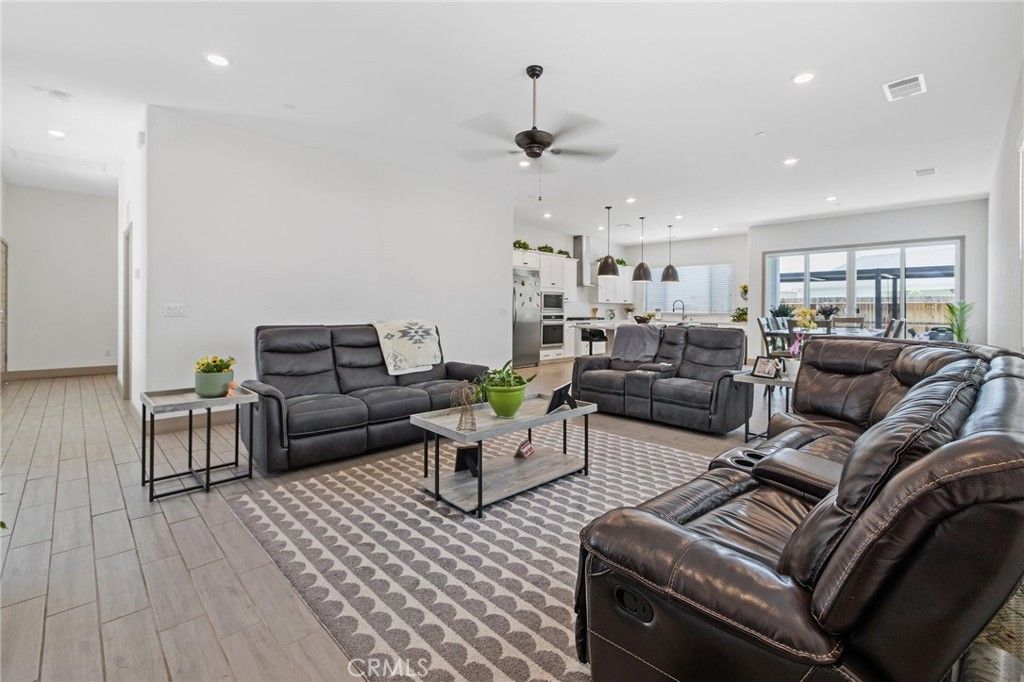 Interior, Kitchen, Living room, Pendant Lights, Recessed Lighting, Stainless Steel Appliances, Wood Texture Flooring