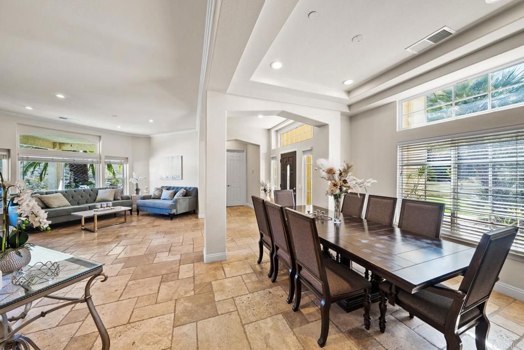 Dining room, Interior, Living room, Recessed Lighting