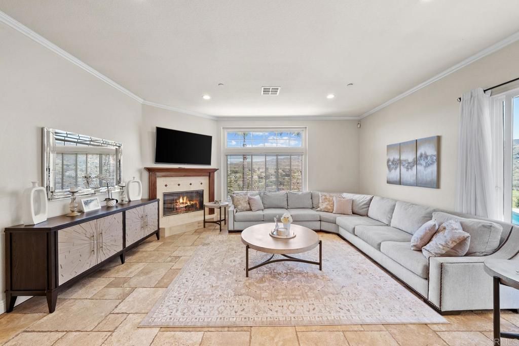 Fireplace, Interior, Living room, Recessed Lighting