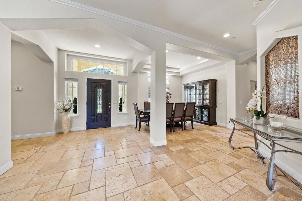 Dining room, Interior, Recessed Lighting