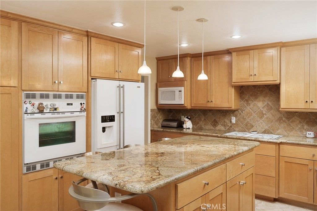 Interior, Kitchen, Pendant Lights, Recessed Lighting