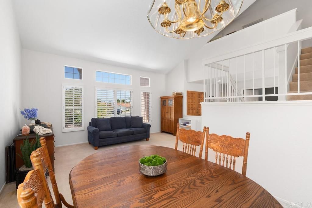 Chandelier, Dining room, Interior