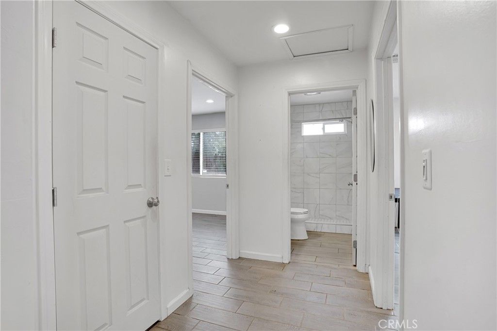 Bathroom, Interior, Recessed Lighting, Wood Texture Flooring