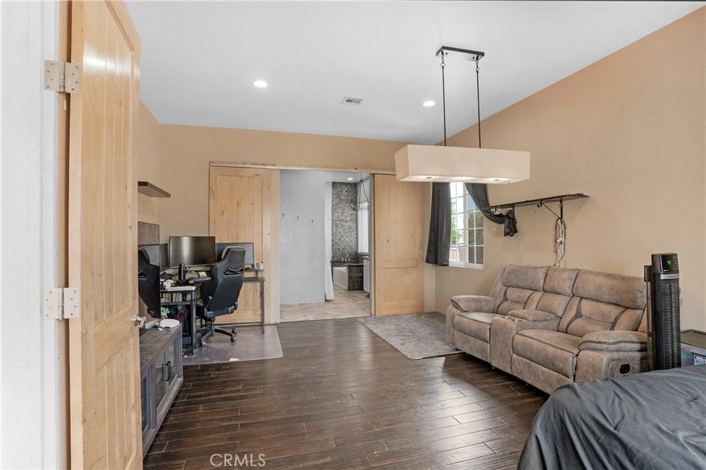 Home Office, Interior, Living room, Pendant Lights, Recessed Lighting, Wood Texture Flooring