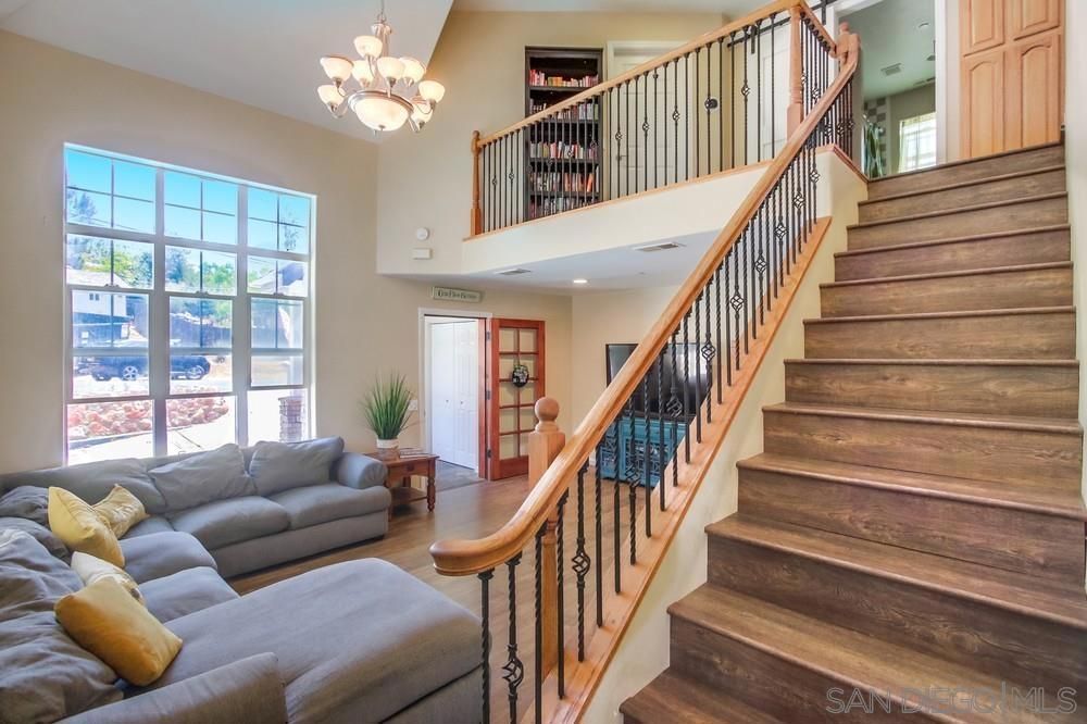 Chandelier, Interior, Living room, Recessed Lighting, Wood Texture Flooring