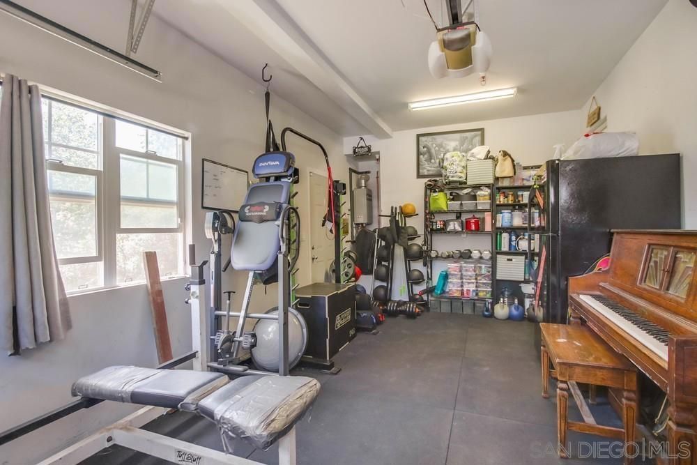 Fitness Equipment, Interior, Piano