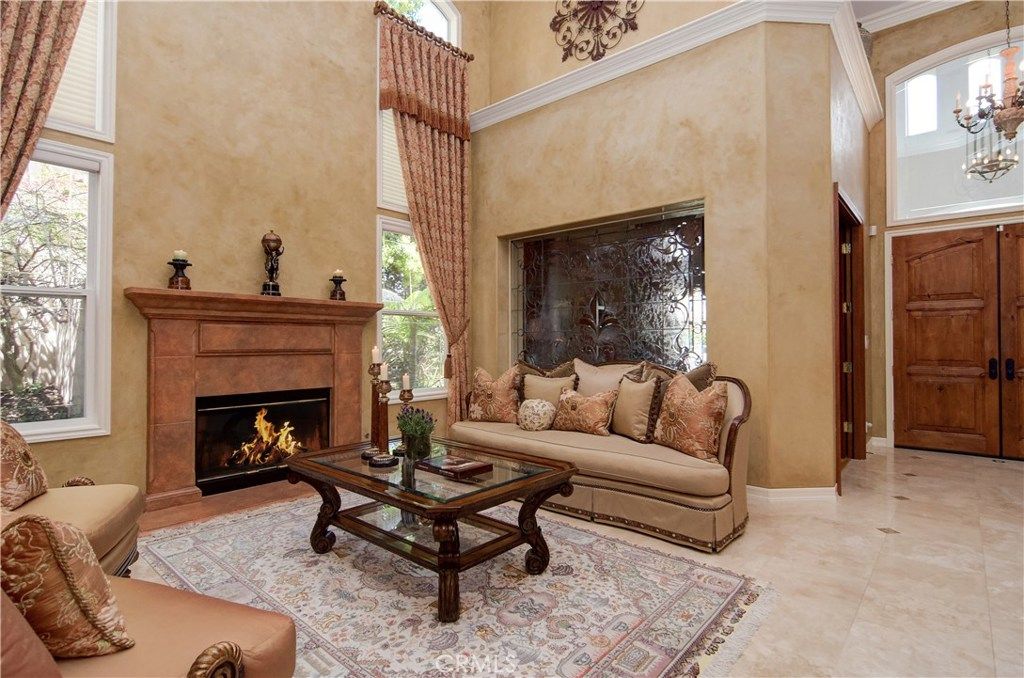Chandelier, Fireplace, Interior, Living room
