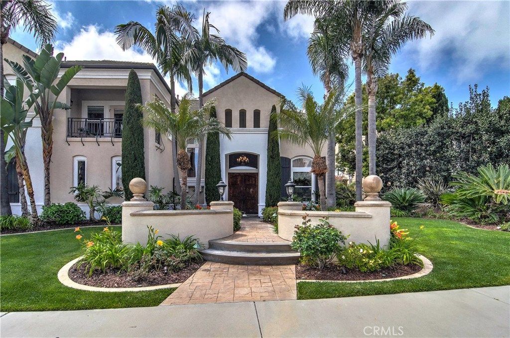 Backyard, Exterior, Facade, Spanish Mediterranean