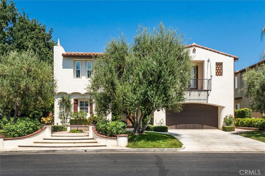 Attached, Exterior, Facade, Spanish Mediterranean