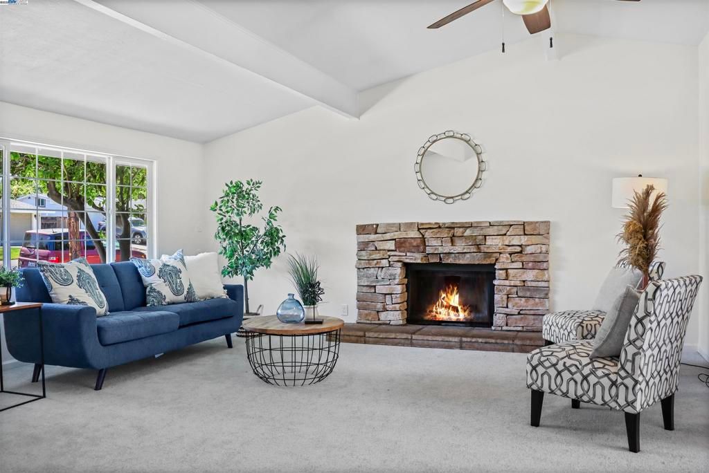 Fireplace, Interior, Living room