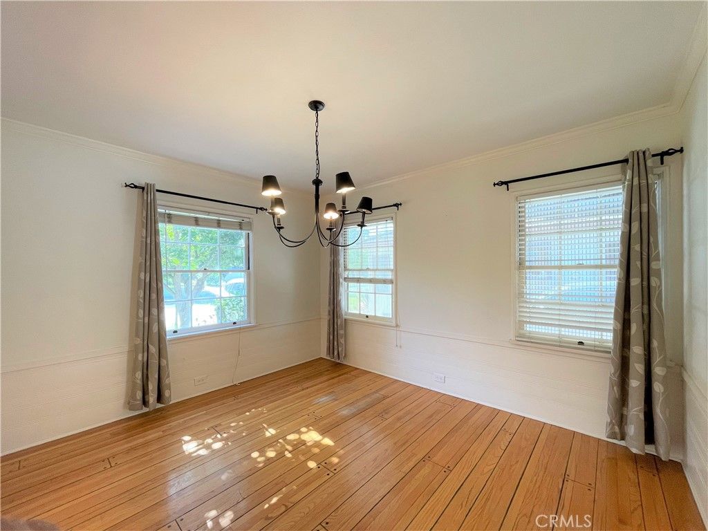 Chandelier, Empty room, Interior, Pendant Lights, Wood Texture Flooring