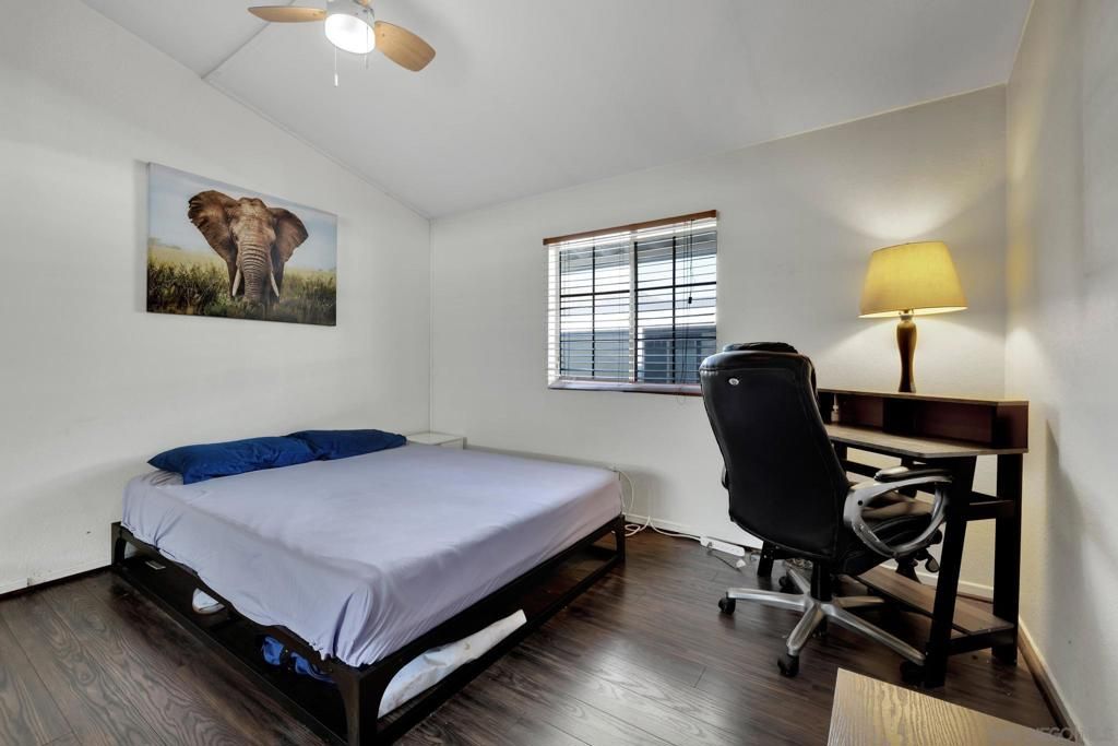 Bedroom, Home Office, Interior, Wood Texture Flooring