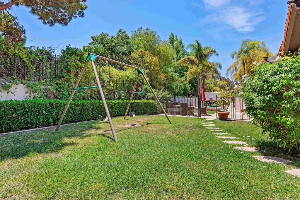 Backyard, Exterior, Playground