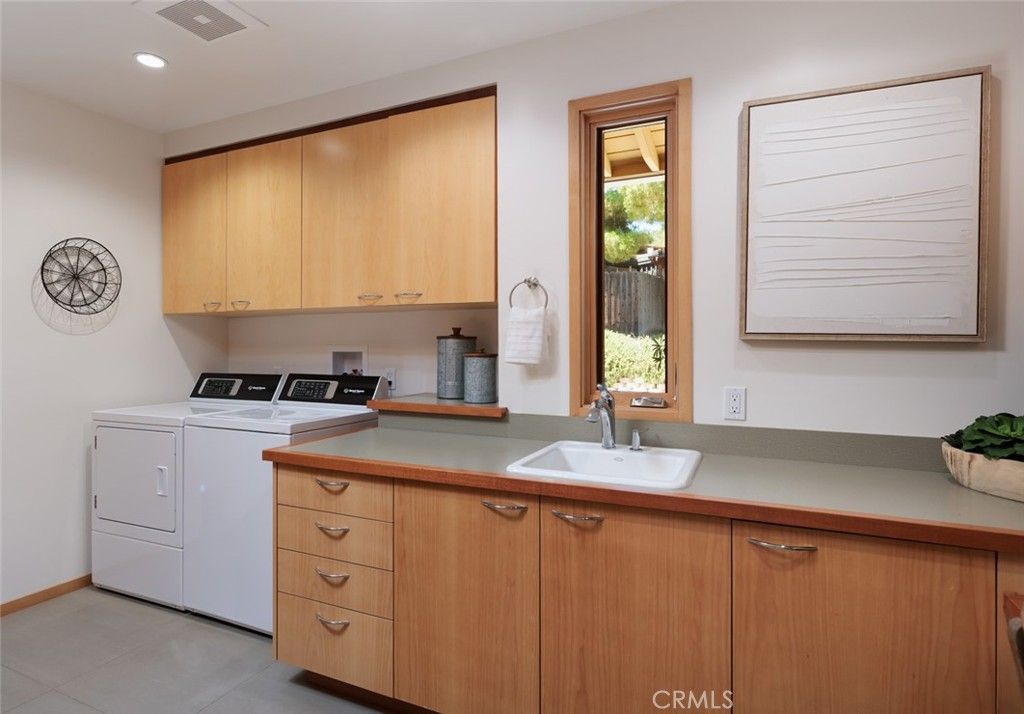Interior, Recessed Lighting, Washer