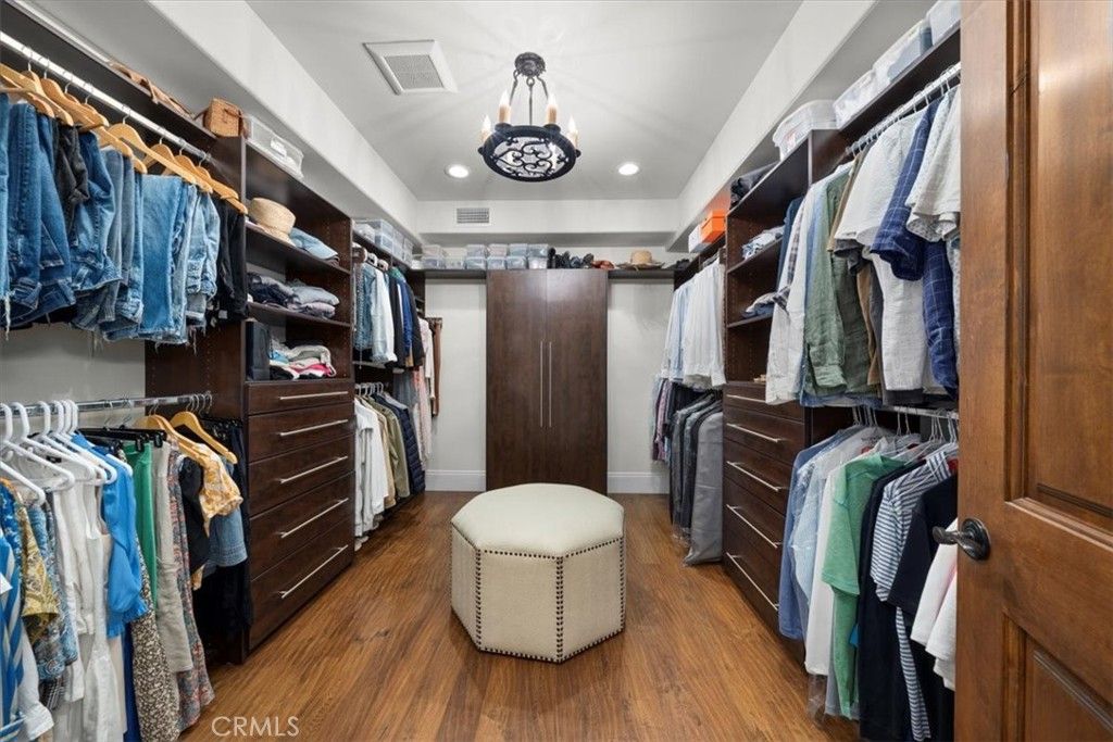 Interior, Recessed Lighting, Walk-in Closets, Wood Texture Flooring